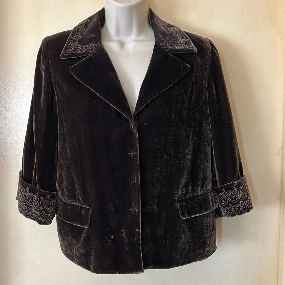Tahari chocolate brown velvet jacket with embroidery size L